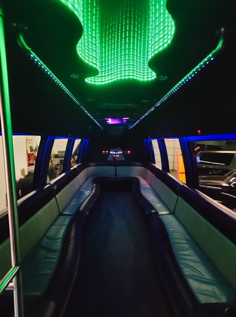 10 Limousine Service Minneapolis Mn Btlimo Fleet Mini Bus