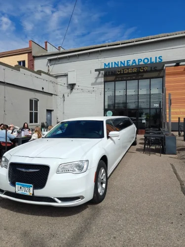 195-Limousine-Service-Minneapolis-MN