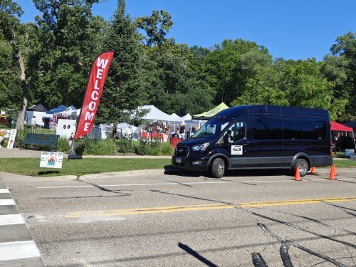283-Limousine-Service-Minneapolis-MN